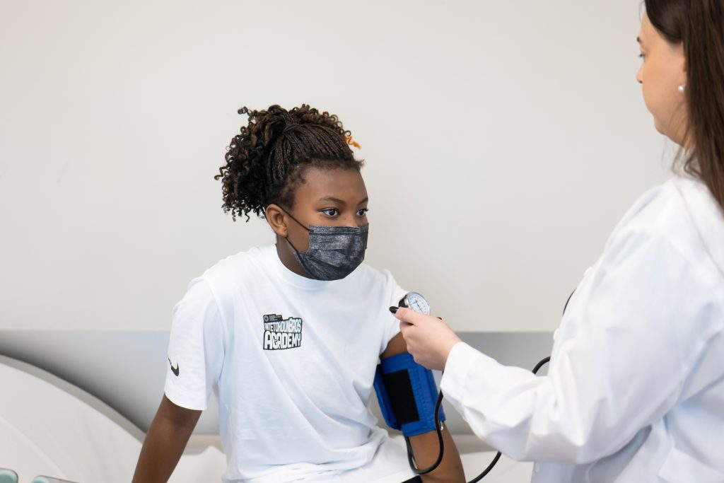 Συνεργασία Β+ Nutrition με AntetokounBros 4